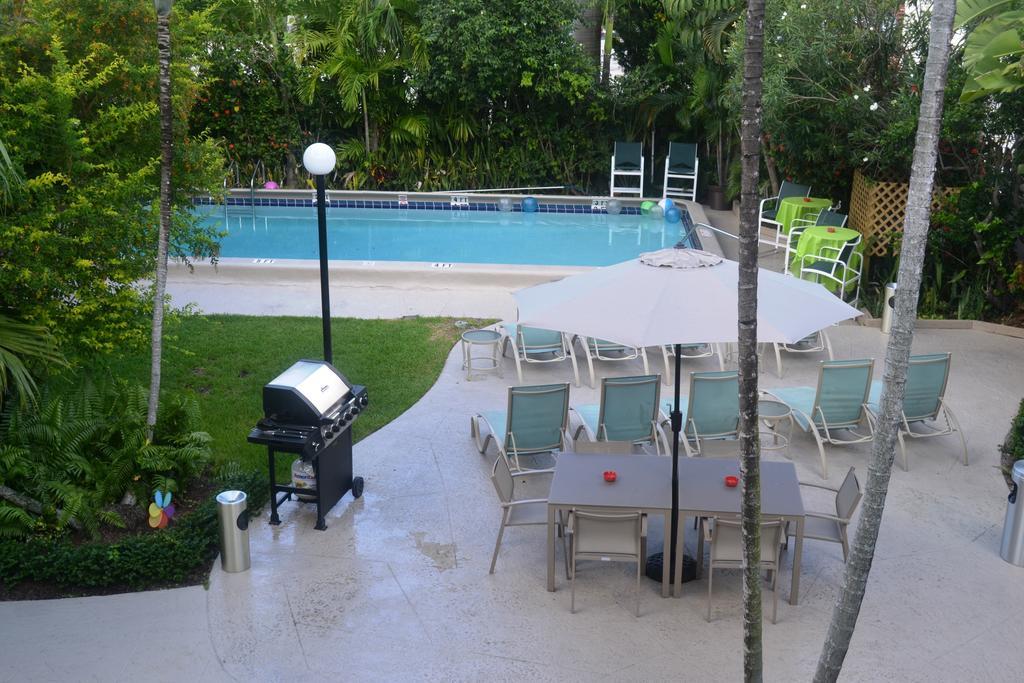 Hotel Grand Palm Plaza Fort Lauderdale Zewnętrze zdjęcie